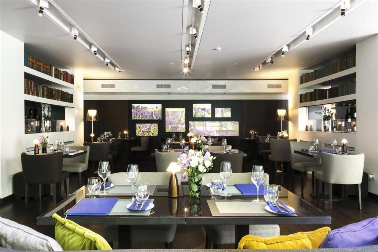 마그나 파스 이 호텔 어 퍼퓸 밀라노 외부 사진 Restaurant L'Atelier de Joël Robuchon