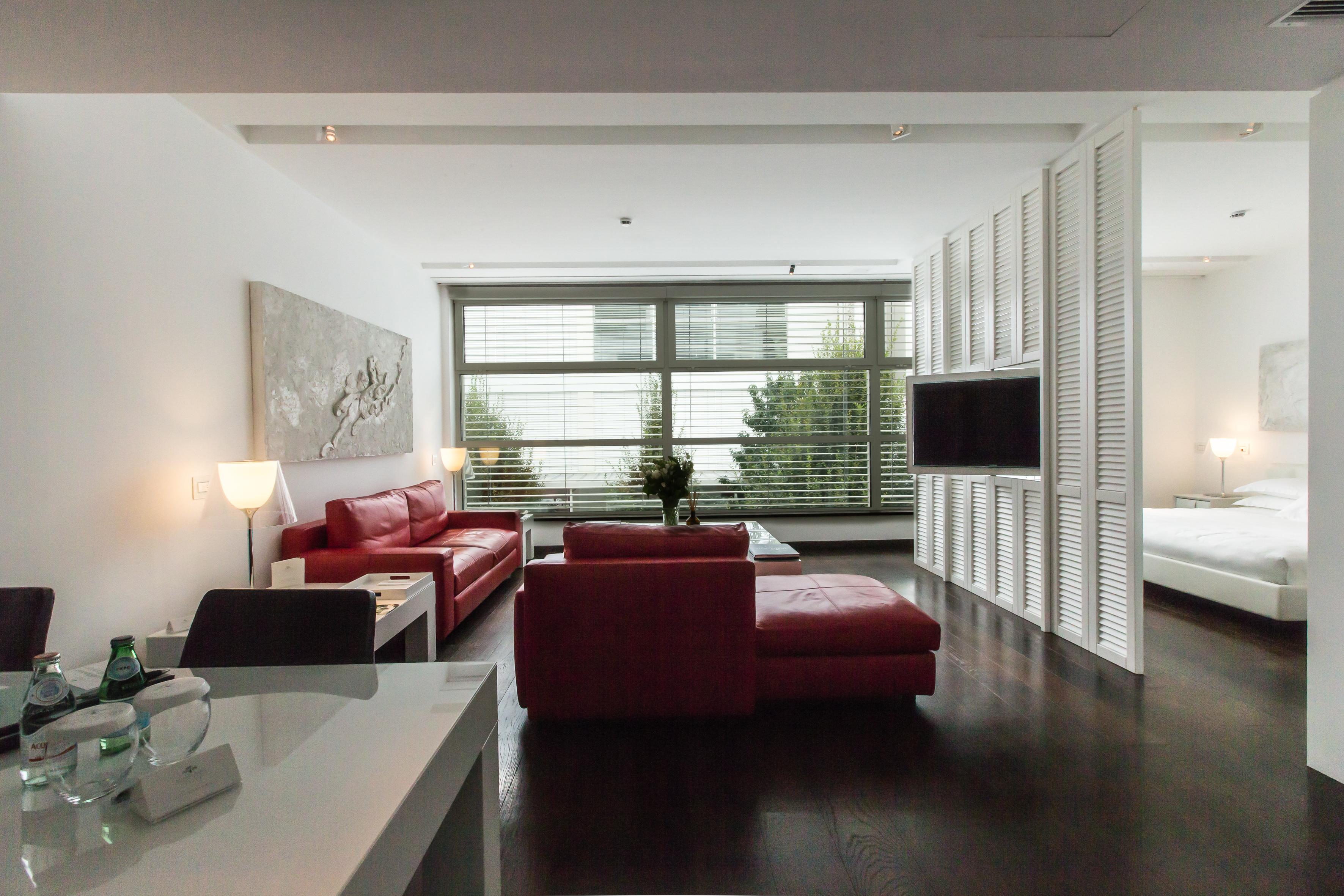 마그나 파스 이 호텔 어 퍼퓸 밀라노 외부 사진 A suite at the Mandarin Oriental, Munich