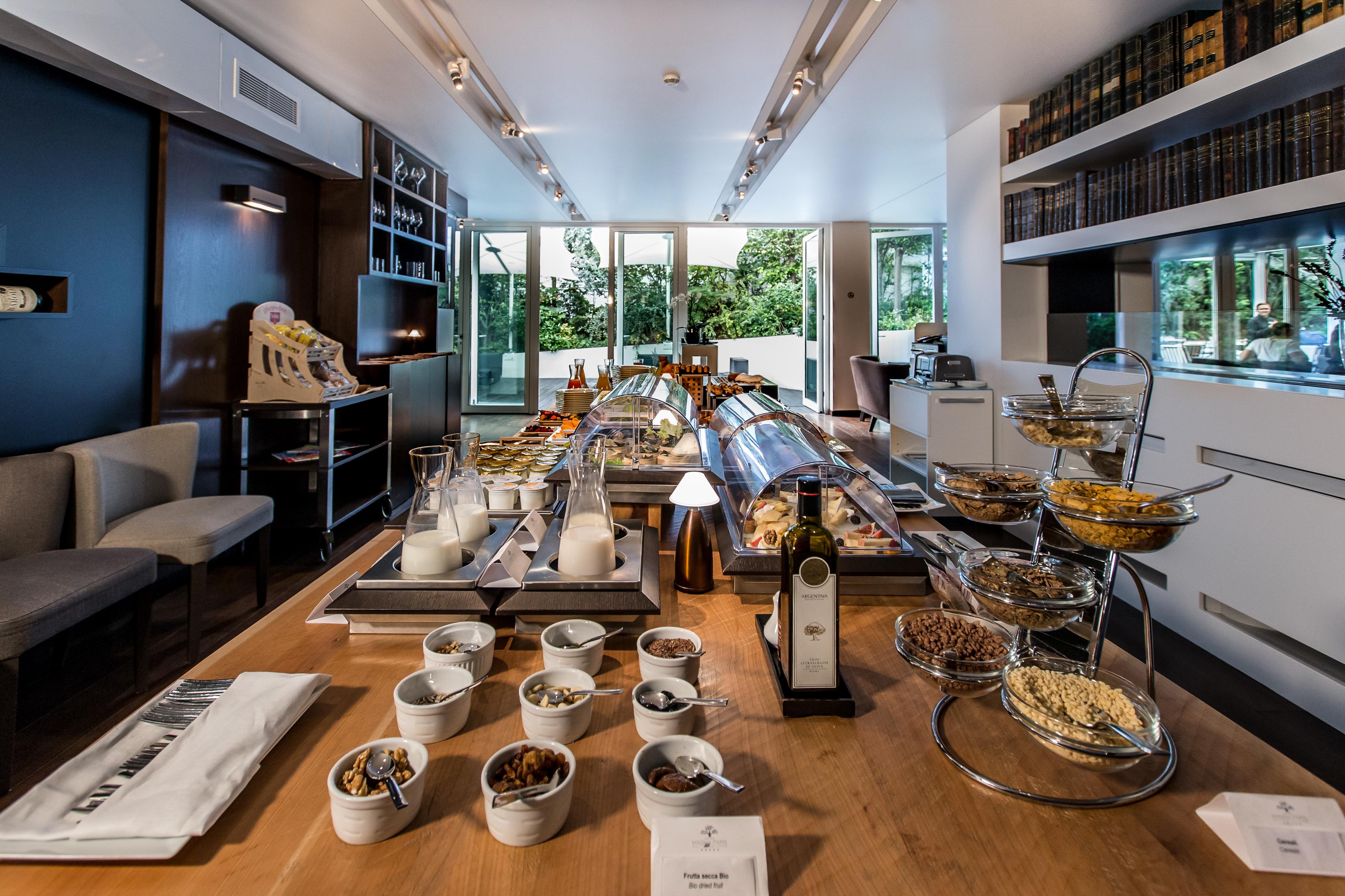마그나 파스 이 호텔 어 퍼퓸 밀라노 외부 사진 The tea tasting room at the German Tea Museum