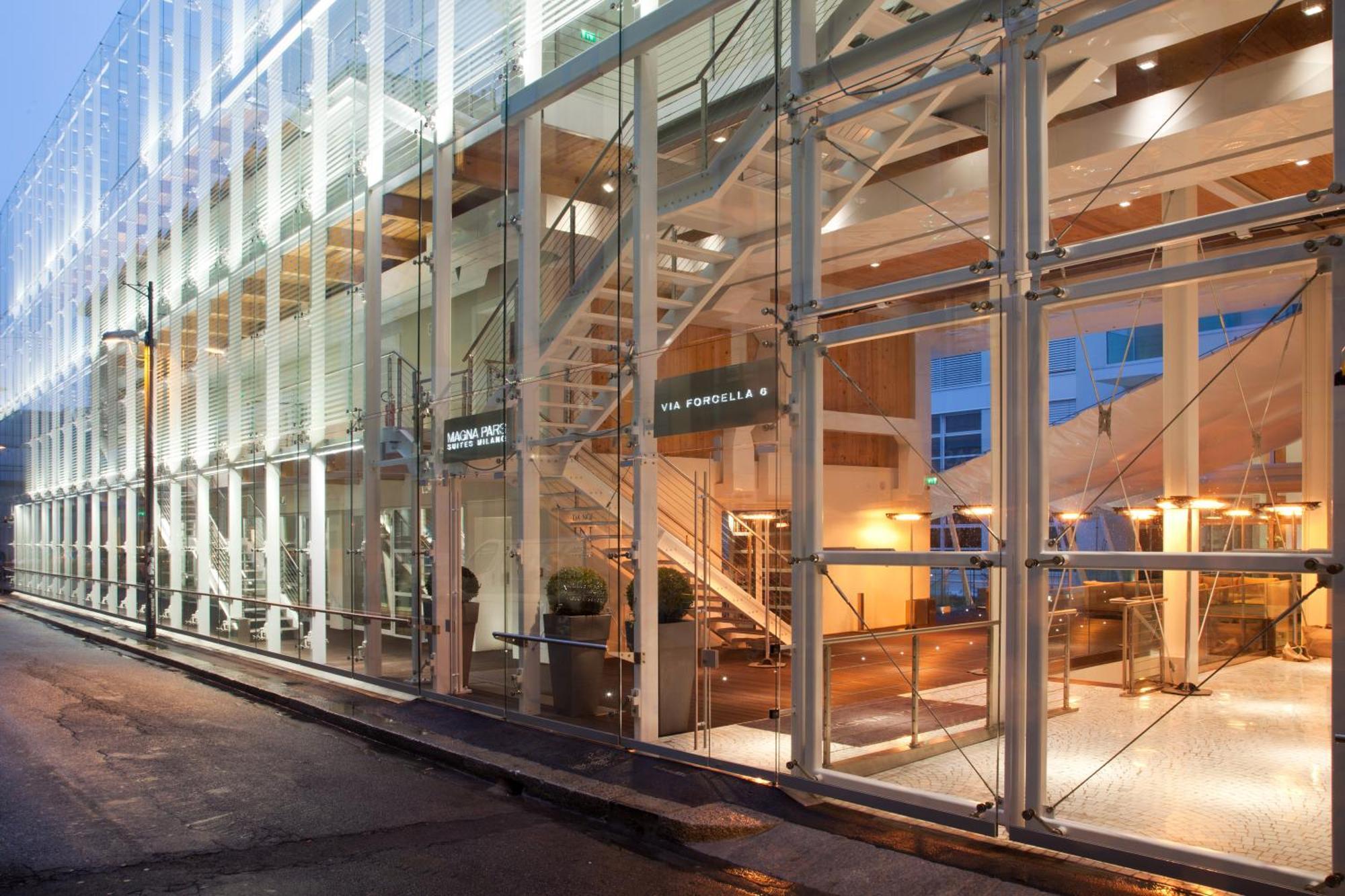 마그나 파스 이 호텔 어 퍼퓸 밀라노 외부 사진 The new library building